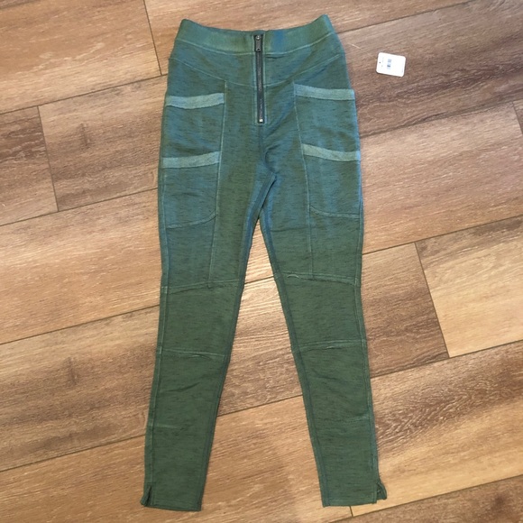 Leggings - Picture 2 of 12